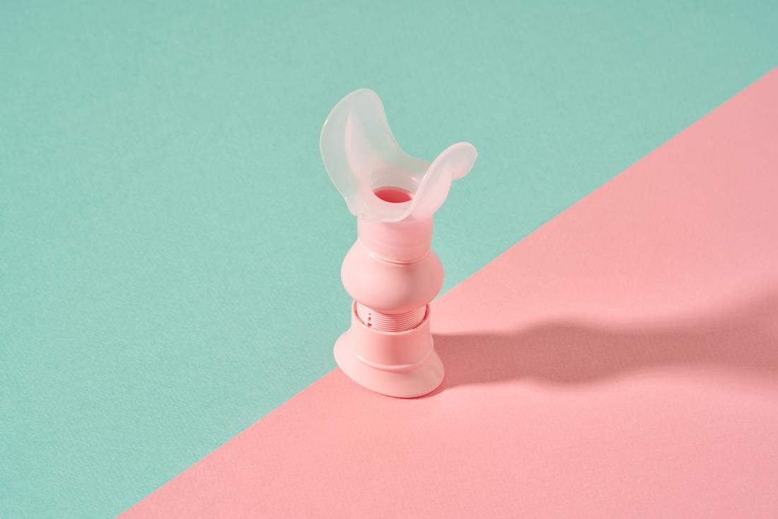 핑크 제품 연출컷
